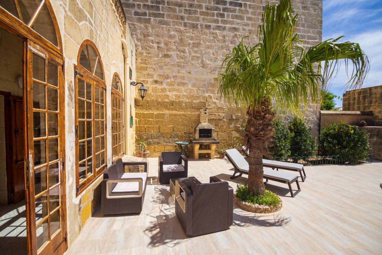 Villa Dar Ta' Tumas Għarb Exterior foto